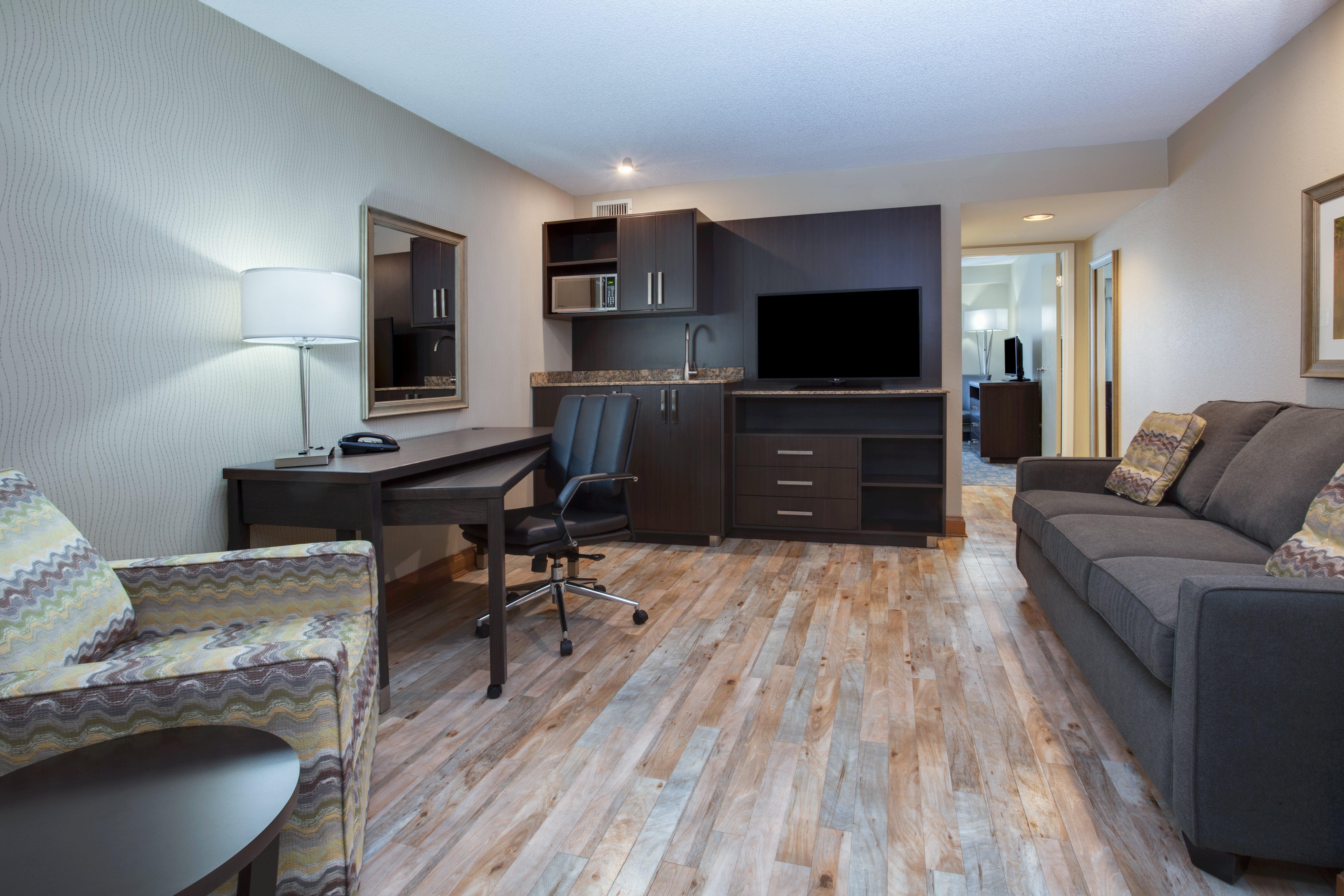 Holiday Inn Express Hotel & Suites Uptown Fredericton By Ihg מראה חיצוני תמונה